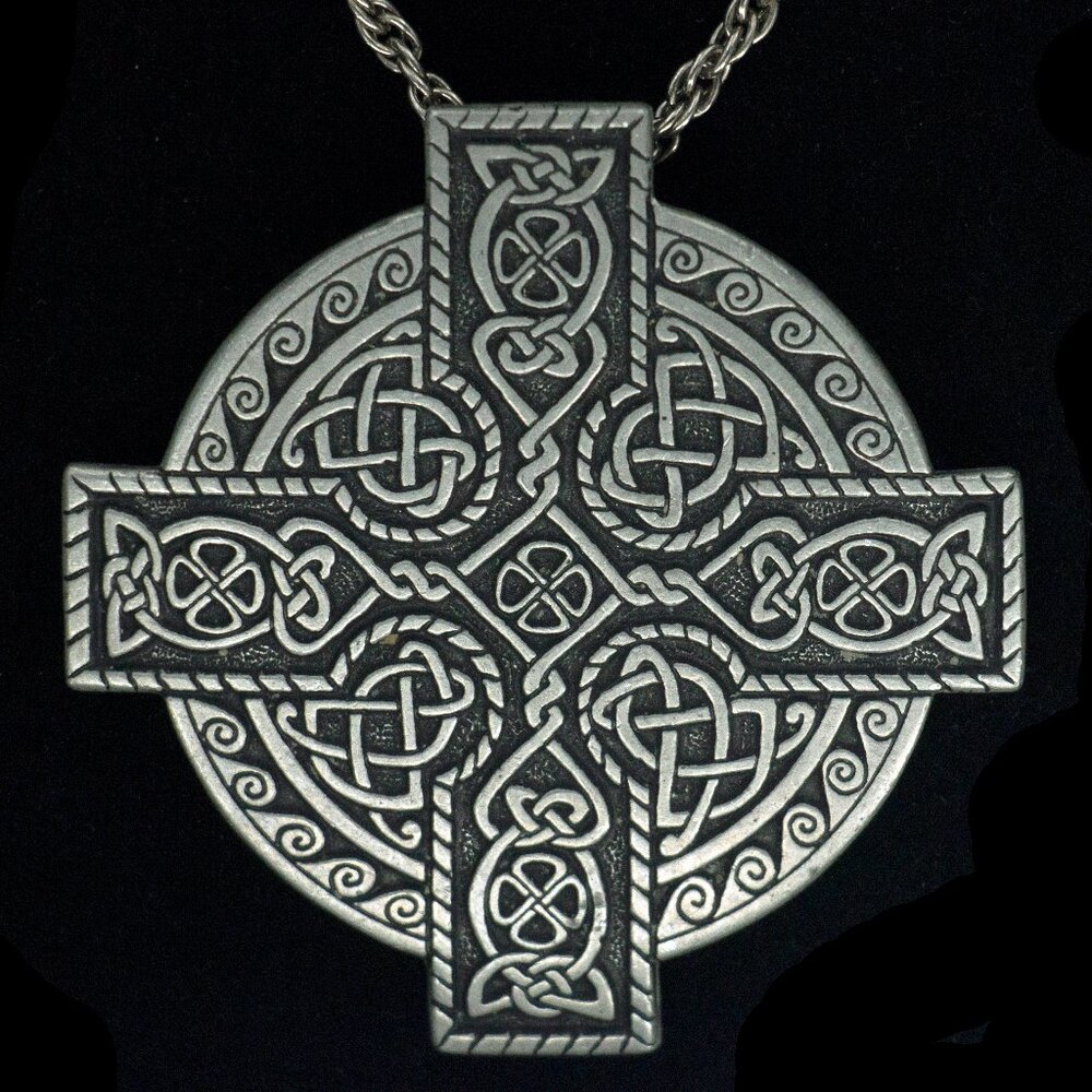 PEPI 2" PEWTER CELTIC KNOT CROSS NECKLACE - JNWE1